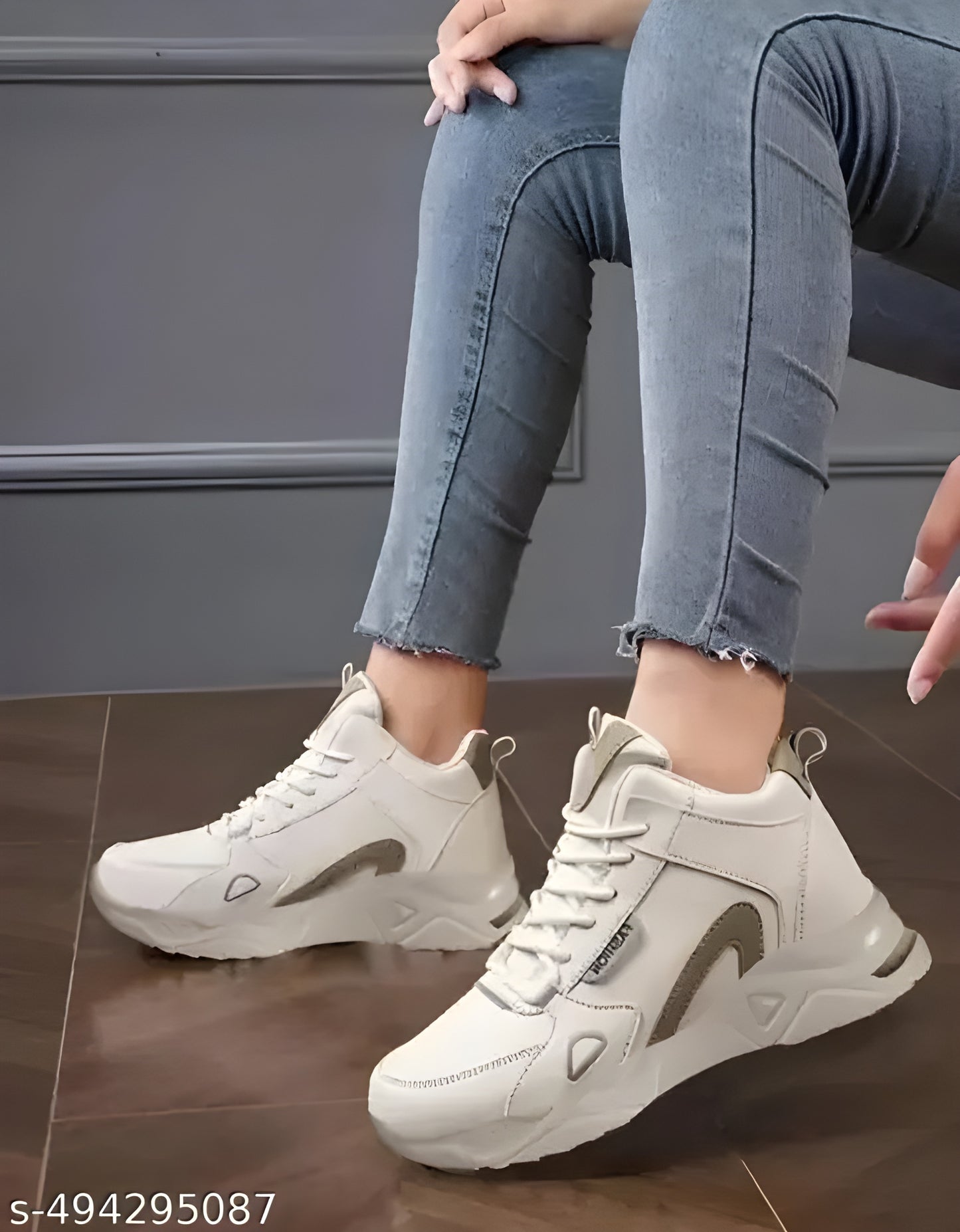 Latest trendy women casual shoes