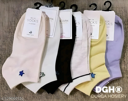 DGH® — 4 Pairs Women’s Imported Ankle Socks (Low Cut)