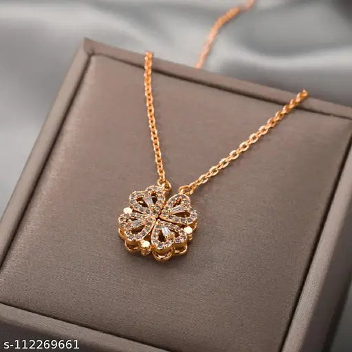 Four-Leaf Clover Necklace Woman Love Hearts Pendant Necklace