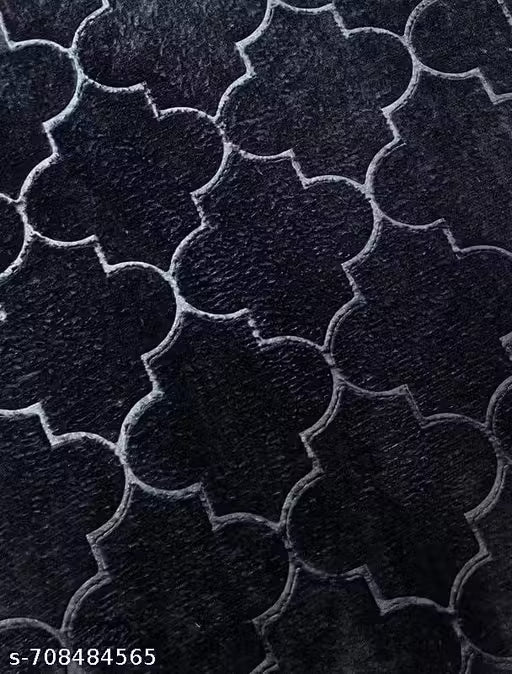 DEESAK Premium Black Velvet Prayer Mat (70 x 110 cm)