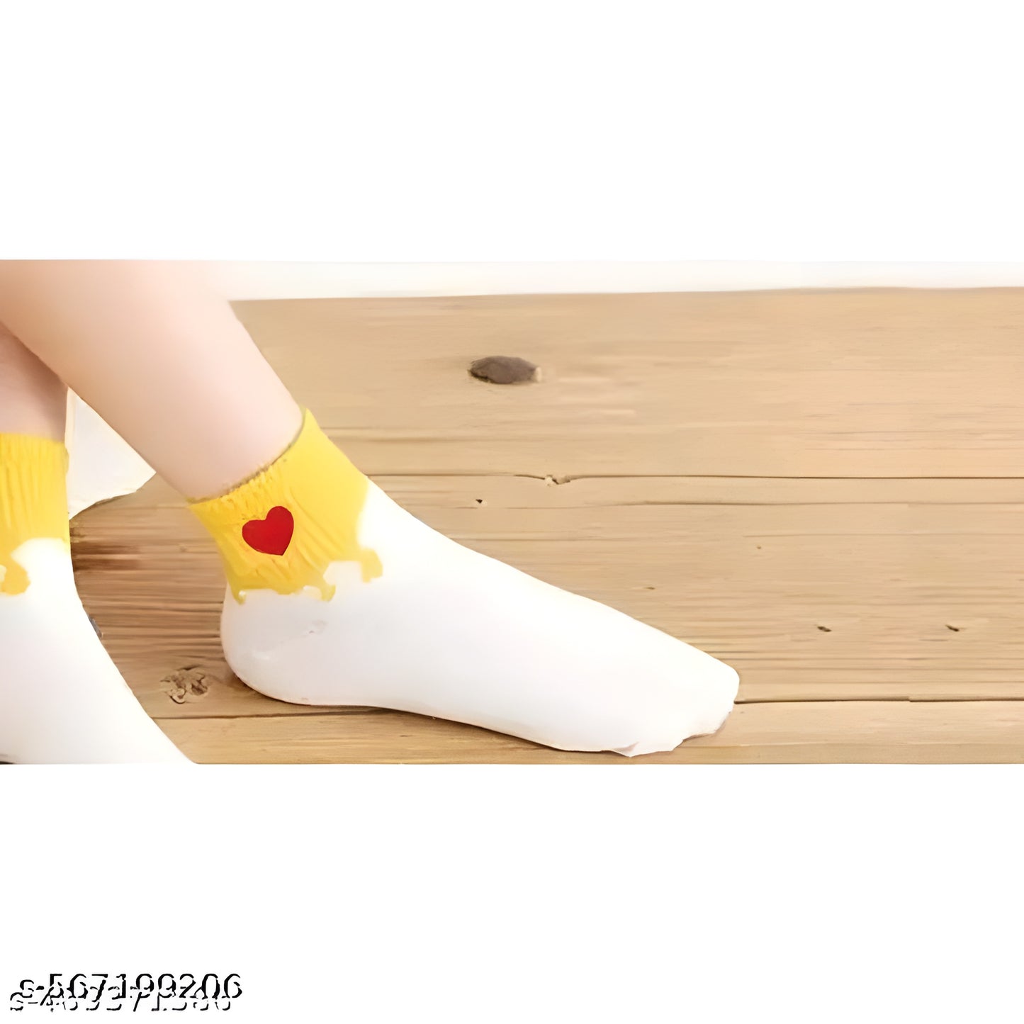 Truethreads Women Pack of 10 Heart-Shaped Trendy Sneaker Ankle Socks